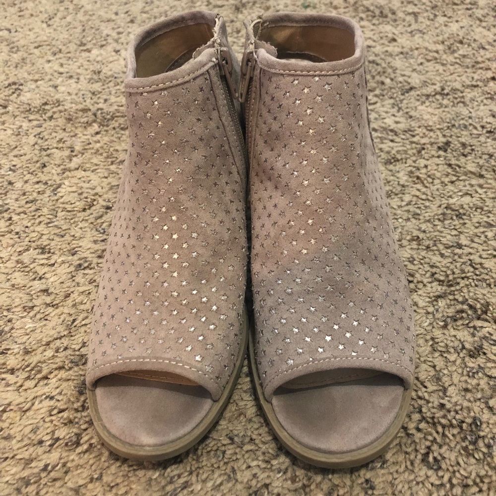 Starred Open Toed Bootlets